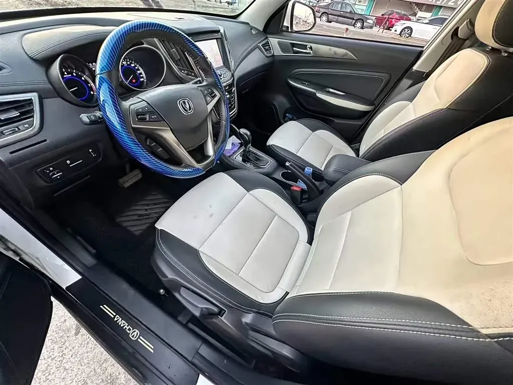 2017 ChangAn CS35 1.6L 125HP L4 4AT,autocango,china used car exporter,china ev exporter,chinese used car exporter,chinese used ev exporter