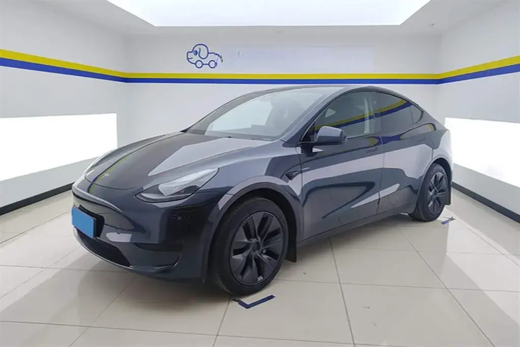2024 Tesla Model Y BEV 60KWH