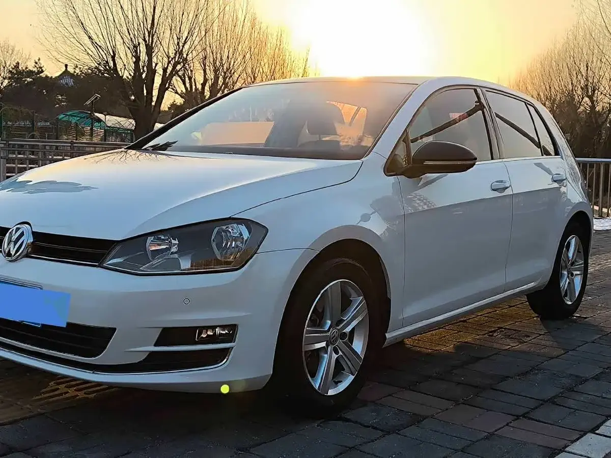 2017 Volkswagen Golf 1.4T 131HP L4 7DCT