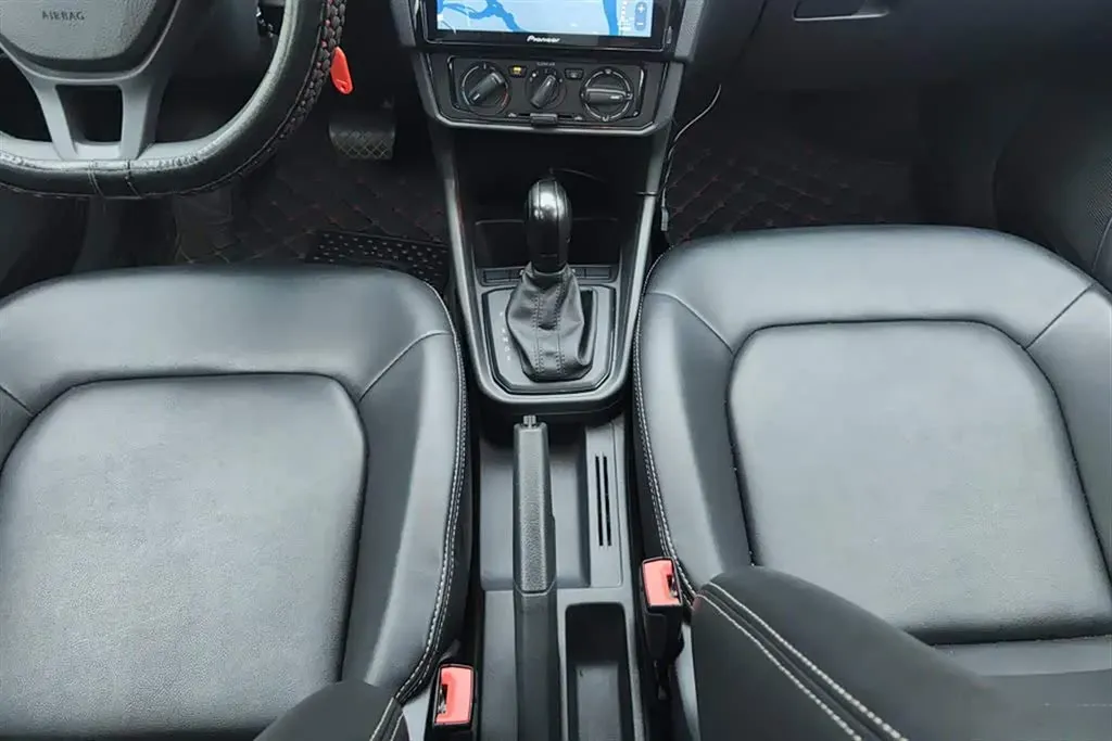 2019 Volkswagen Santana 1.5L 112HP L4 6AT,autocango,china used car exporter,china ev exporter,chinese used car exporter,chinese used ev exporter