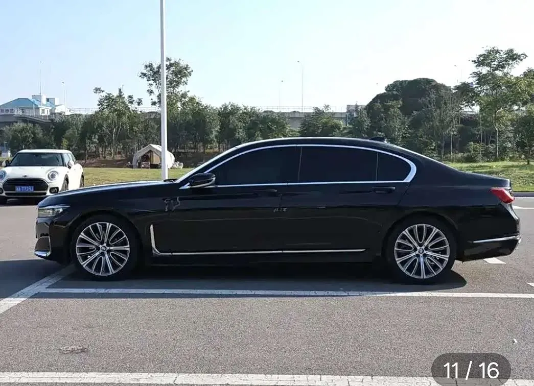 2021 BMW 7 Series 3.0T 340HP L6 8AT,autocango,china used car exporter,china ev exporter,chinese used car exporter,chinese used ev exporter