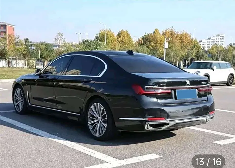 2021 BMW 7 Series 3.0T 340HP L6 8AT,autocango,china used car exporter,china ev exporter,chinese used car exporter,chinese used ev exporter