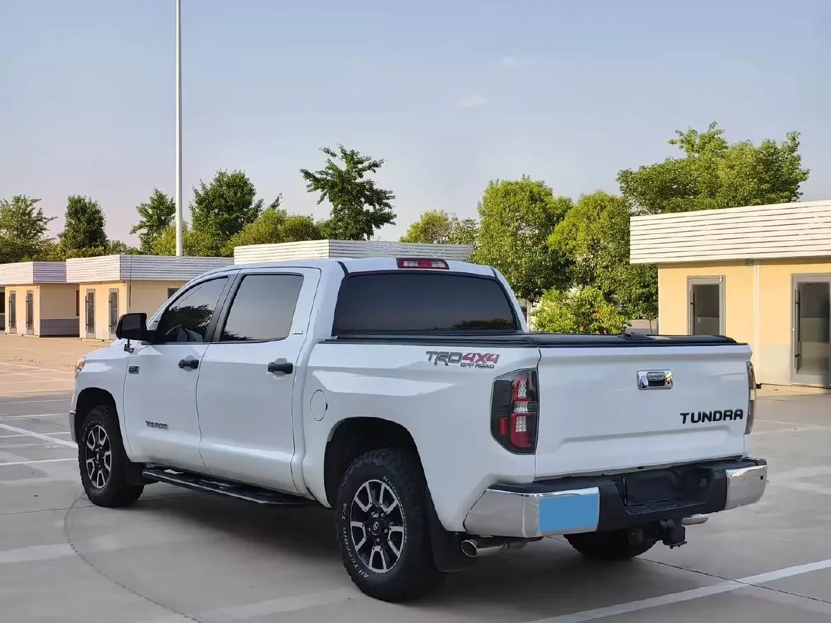 2014 Toyota Tundra 5.7L 386HP V8 6AT,autocango,china used car exporter,china ev exporter,chinese used car exporter,chinese used ev exporter