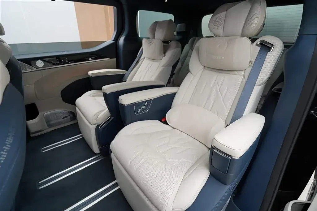 2024 Zeekr 009 BEV 108KWH,autocango,china used car exporter,china ev exporter,chinese used car exporter,chinese used ev exporter