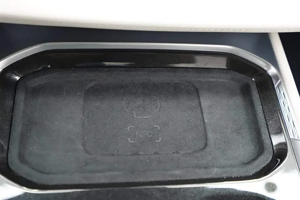 2024 Zeekr 009 BEV 108KWH,autocango,china used car exporter,china ev exporter,chinese used car exporter,chinese used ev exporter