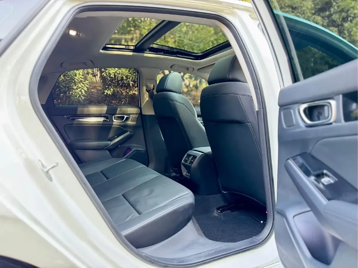 2022 Honda Civic 1.5T 182HP L4 CVT,autocango,china used car exporter,china ev exporter,chinese used car exporter,chinese used ev exporter