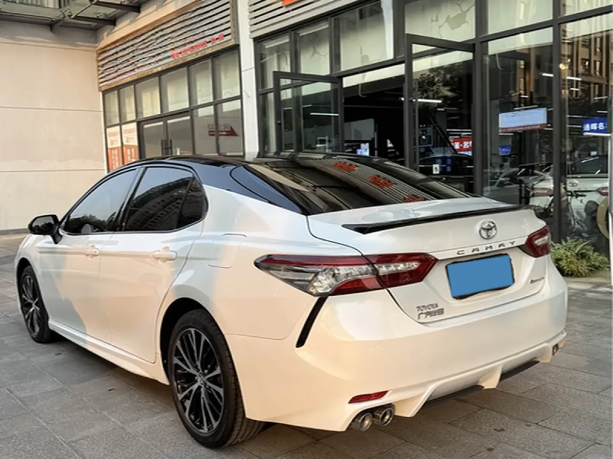2018 Toyota Camry 2.5L 209HP L4 8AT,autocango,china used car exporter,china ev exporter,chinese used car exporter,chinese used ev exporter