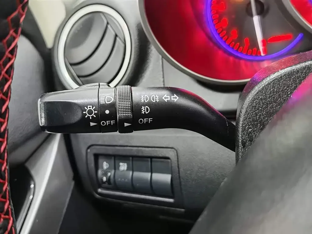 2011 Mazda CX-7 2.5L 163HP L4 5AT,autocango,china used car exporter,china ev exporter,chinese used car exporter,chinese used ev exporter