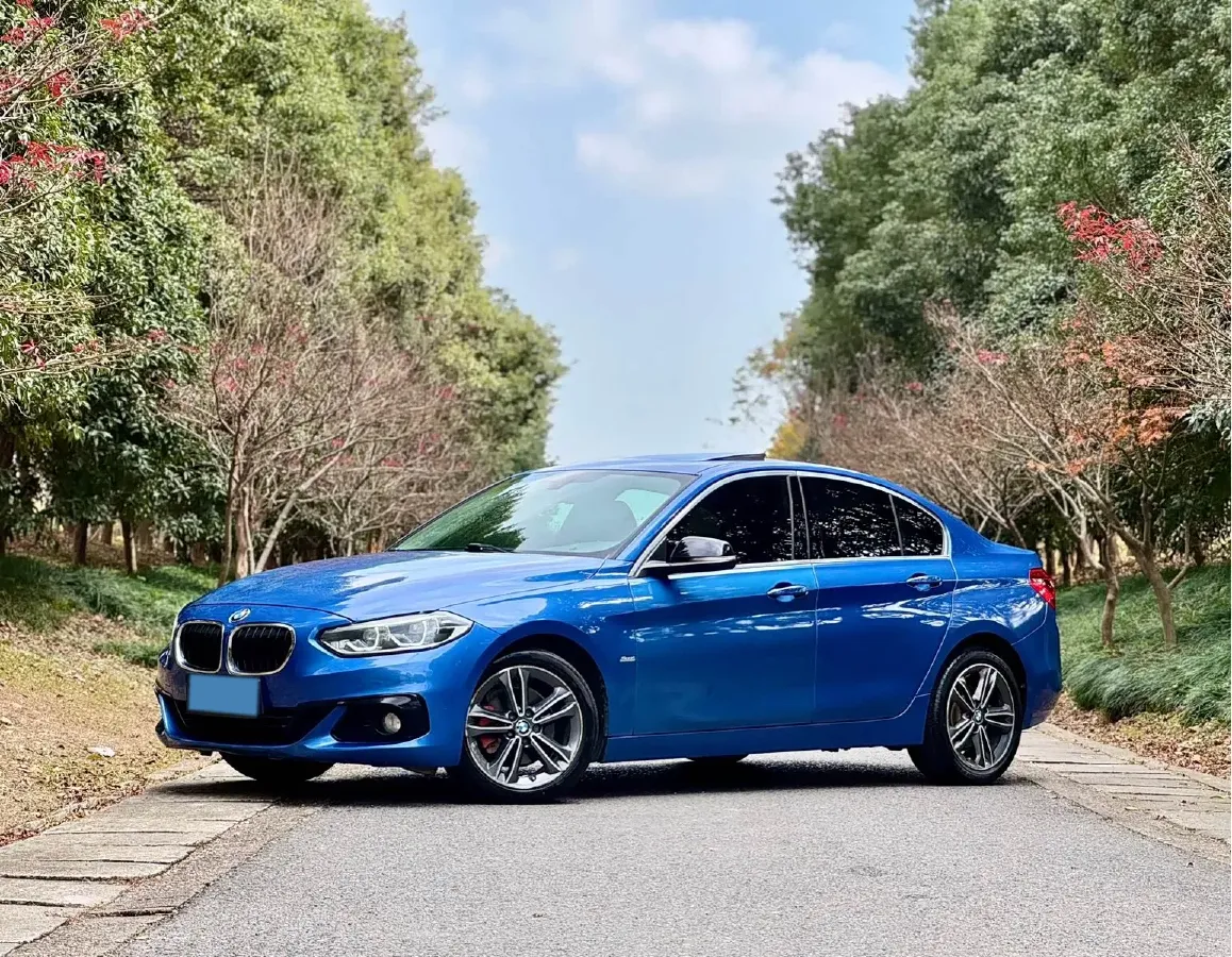 2018 BMW 1 Series 1.5T 136HP L3 6AT,autocango,china used car exporter,china ev exporter,chinese used car exporter,chinese used ev exporter