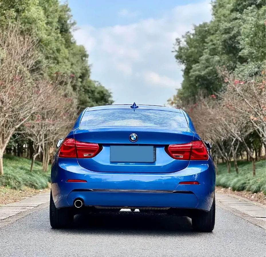 2018 BMW 1 Series 1.5T 136HP L3 6AT,autocango,china used car exporter,china ev exporter,chinese used car exporter,chinese used ev exporter