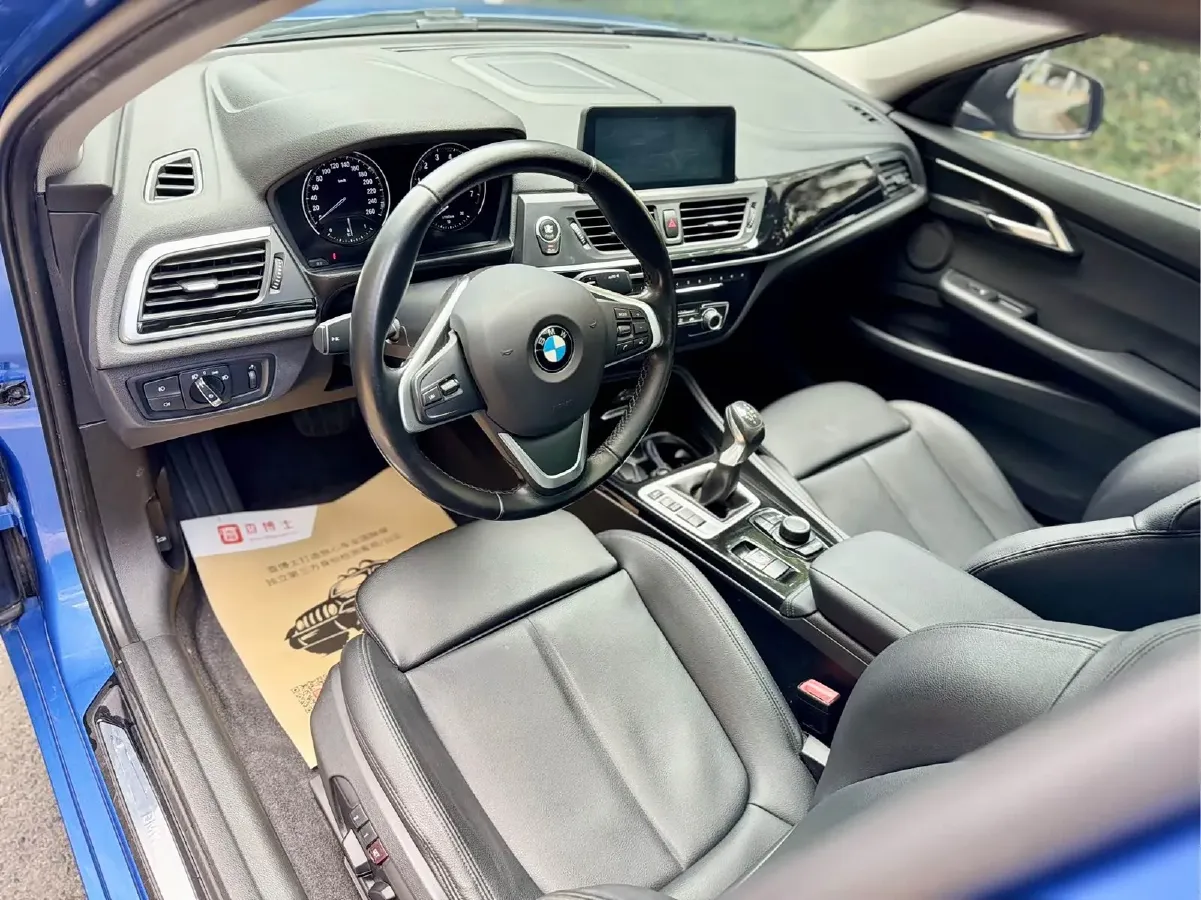 2018 BMW 1 Series 1.5T 136HP L3 6AT,autocango,china used car exporter,china ev exporter,chinese used car exporter,chinese used ev exporter
