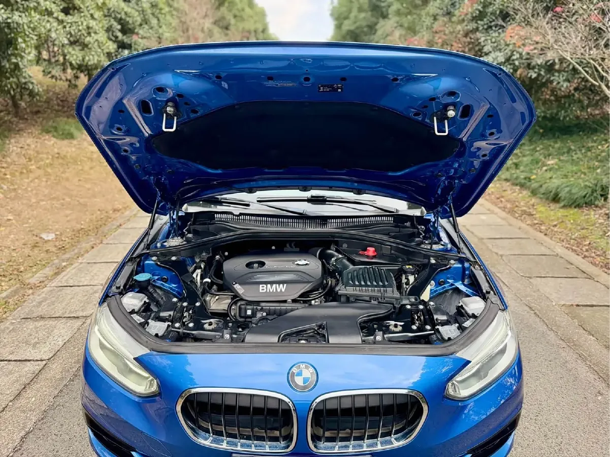 2018 BMW 1 Series 1.5T 136HP L3 6AT,autocango,china used car exporter,china ev exporter,chinese used car exporter,chinese used ev exporter