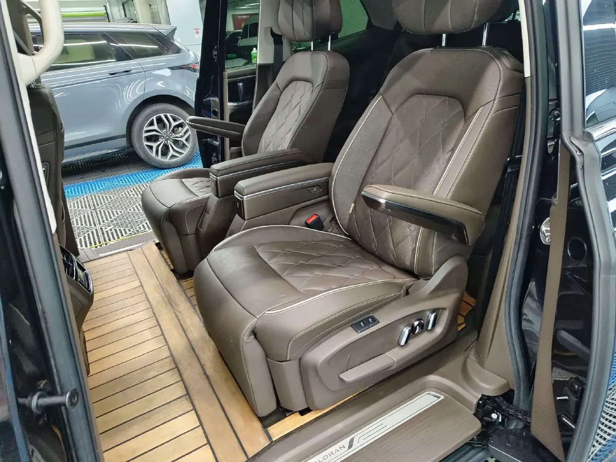 2020 Volkswagen Viloran 2.0T 220HP L4 7DCT,autocango,china used car exporter,china ev exporter,chinese used car exporter,chinese used ev exporter