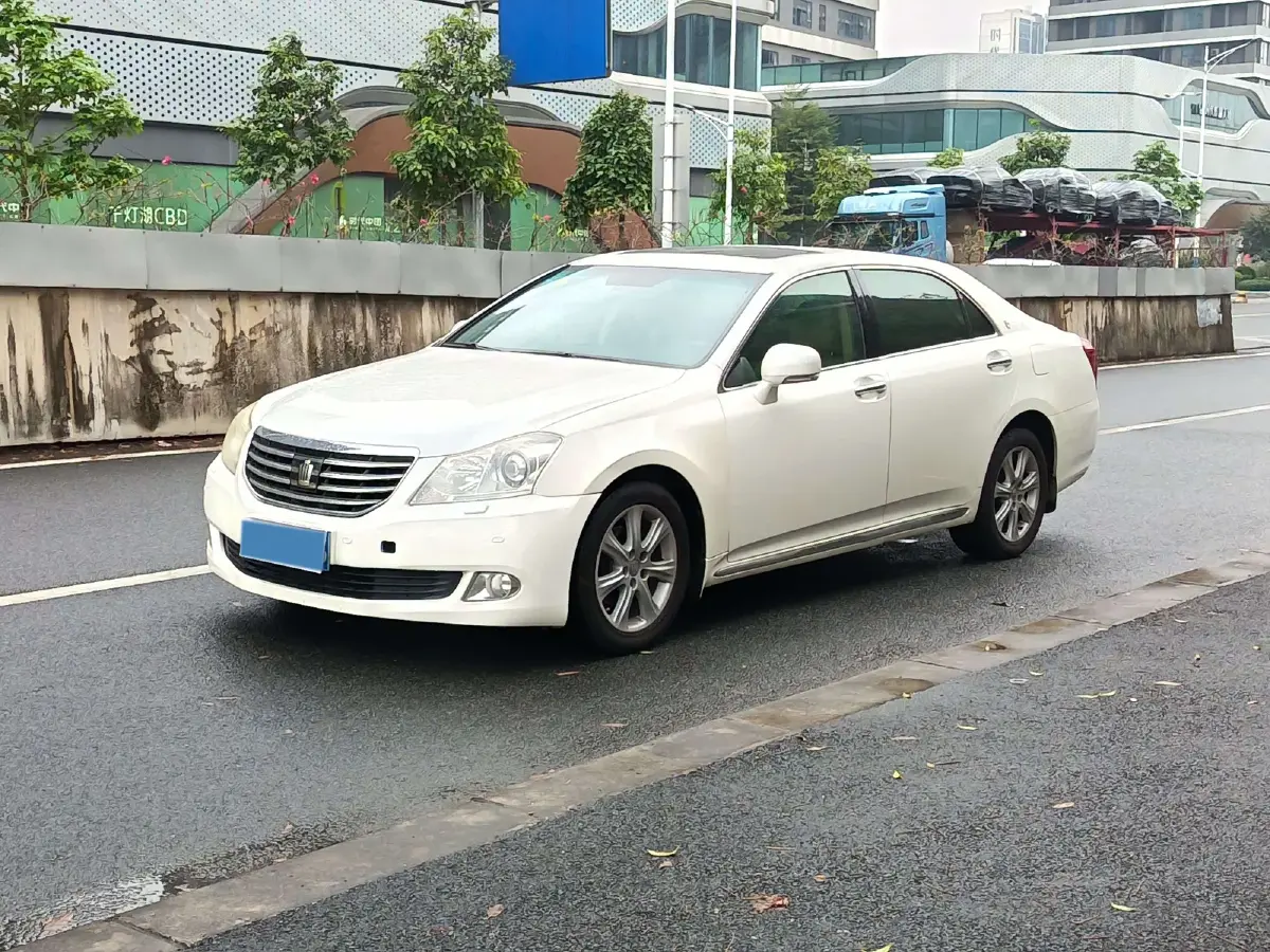 2010 Toyota Crown 3.0L 227HP V6 6AT