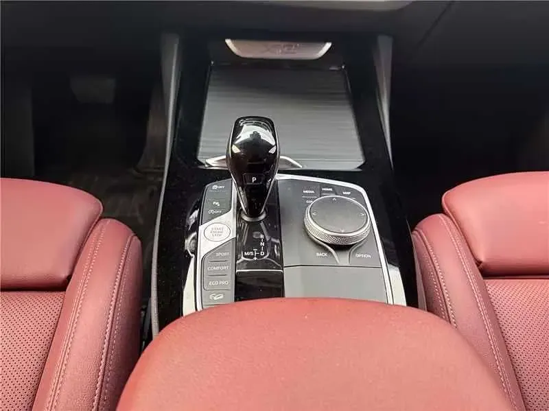 2023 BMW X3 2.0T 184HP L4 8AT,autocango,china used car exporter,china ev exporter,chinese used car exporter,chinese used ev exporter