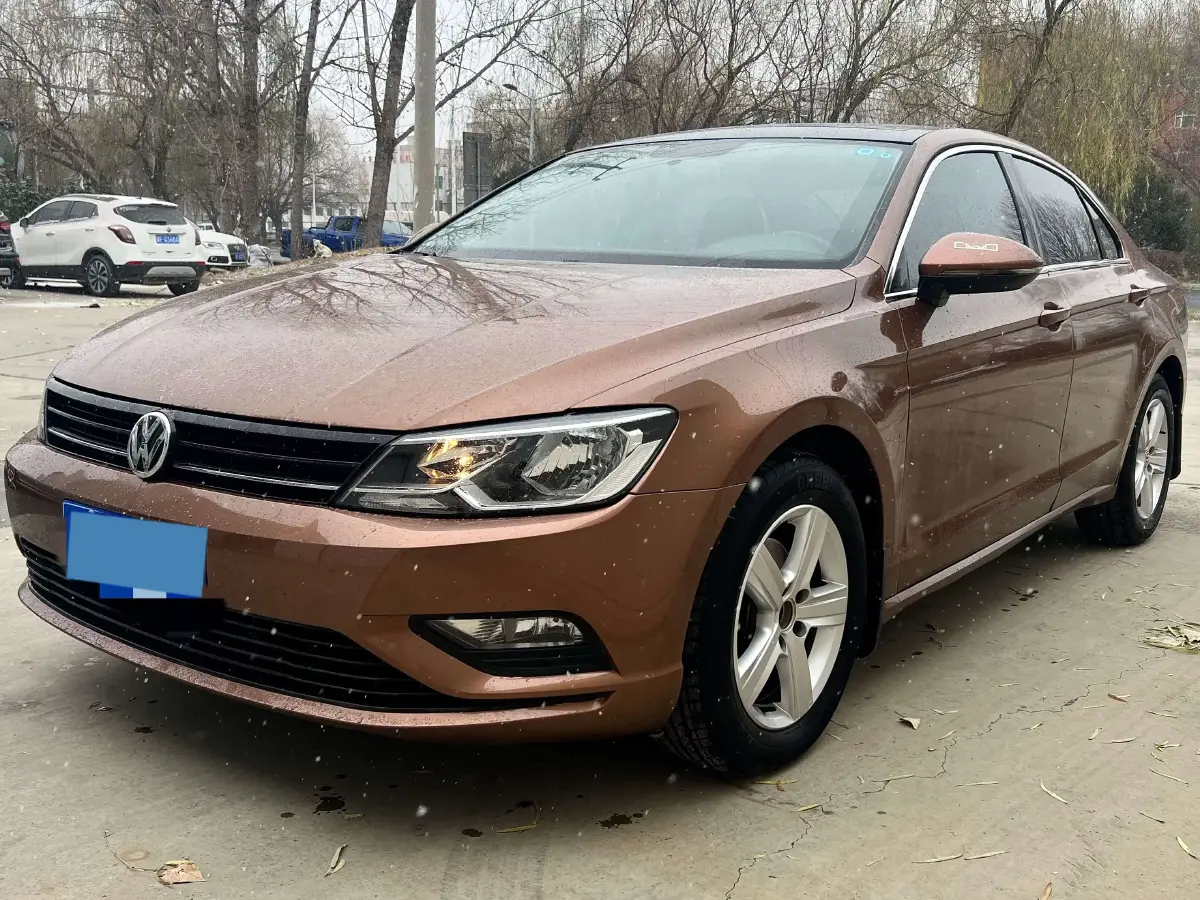 2017 Volkswagen Lamando 1.4T 131HP L4 7DCT