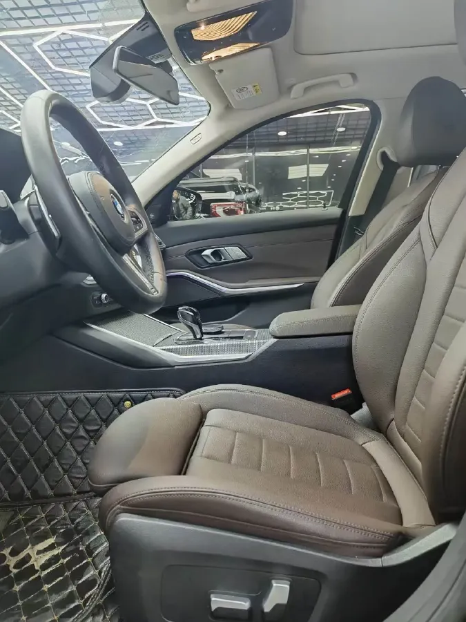 2020 BMW 3 Series 2.0T 184HP L4 8AT,autocango,china used car exporter,china ev exporter,chinese used car exporter,chinese used ev exporter