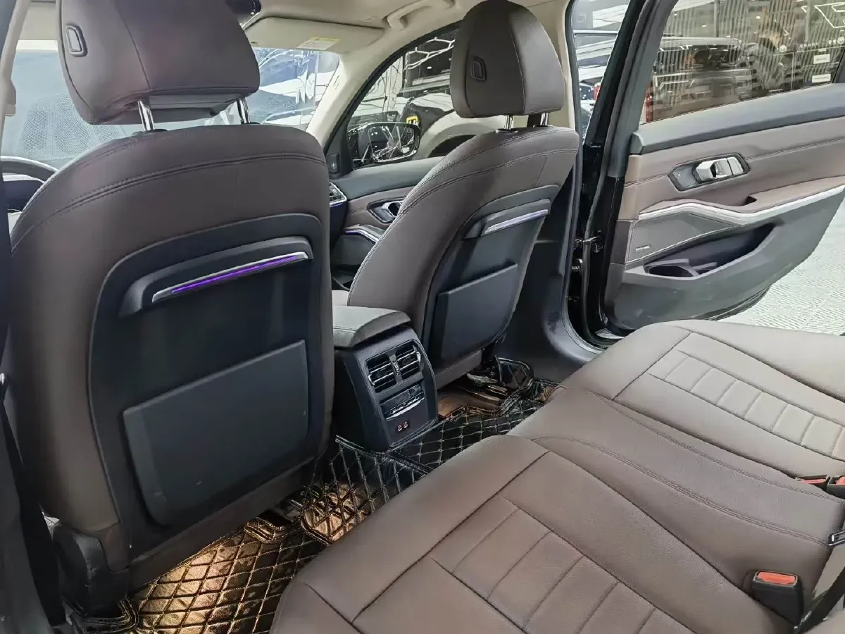 2020 BMW 3 Series 2.0T 184HP L4 8AT,autocango,china used car exporter,china ev exporter,chinese used car exporter,chinese used ev exporter