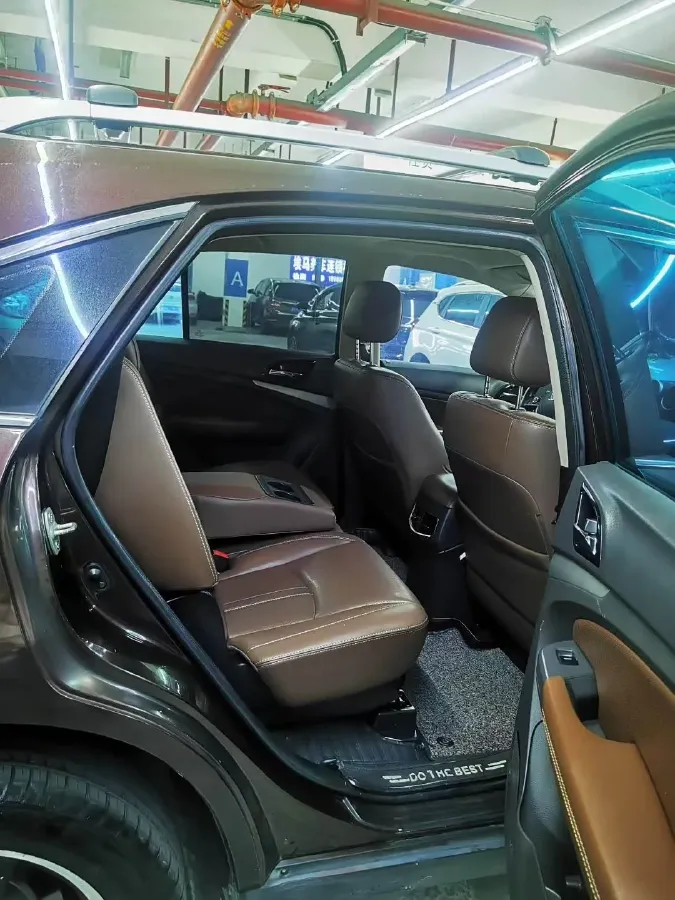 2015 BYD S7 2.0T 205HP L4 6DCT,autocango,china used car exporter,china ev exporter,chinese used car exporter,chinese used ev exporter