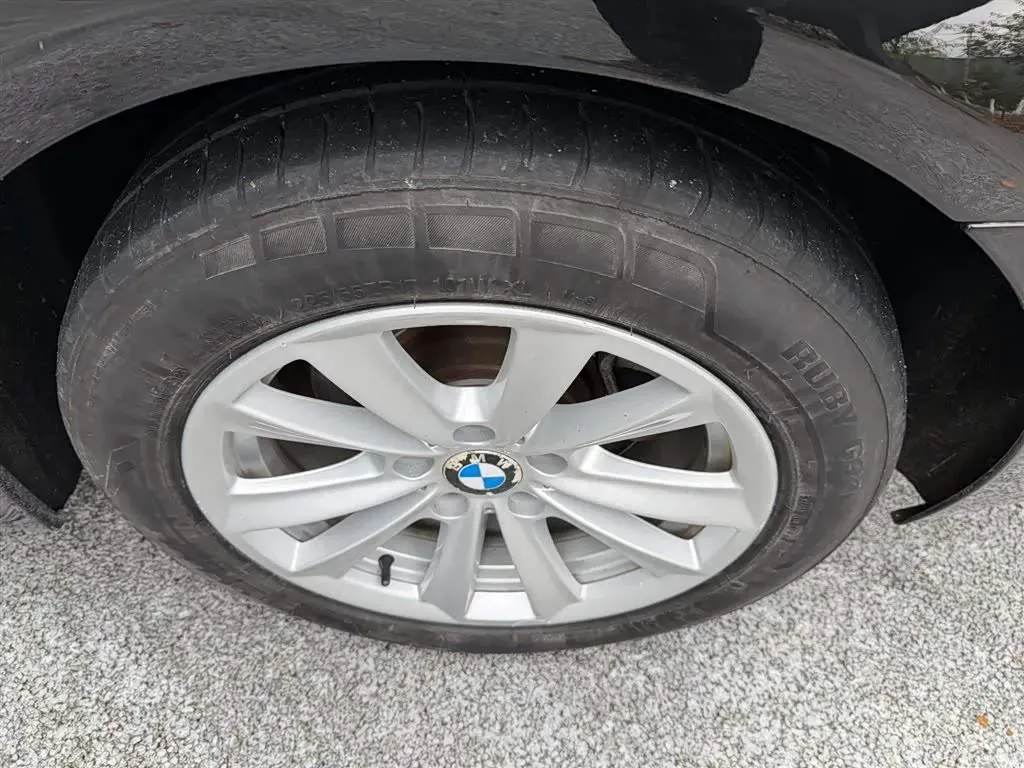 2012 BMW 5 Series 2.5L 204HP L6 8AT,autocango,china used car exporter,china ev exporter,chinese used car exporter,chinese used ev exporter