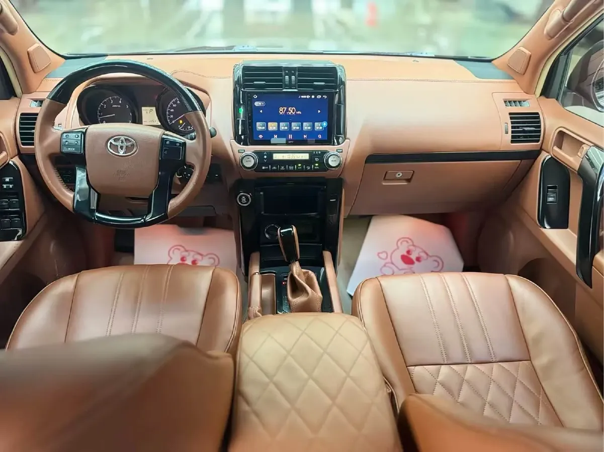 2014 Toyota Land Cruiser Prado 2.7L 163HP L4 5MT,autocango,china used car exporter,china ev exporter,chinese used car exporter,chinese used ev exporter