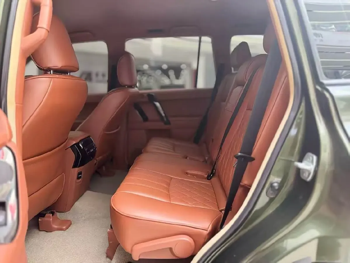 2014 Toyota Land Cruiser Prado 2.7L 163HP L4 5MT,autocango,china used car exporter,china ev exporter,chinese used car exporter,chinese used ev exporter