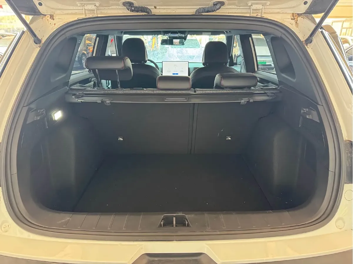 2025 Geely Cowboy 1.5T 181HP L4 7DCT,autocango,china used car exporter,china ev exporter,chinese used car exporter,chinese used ev exporter