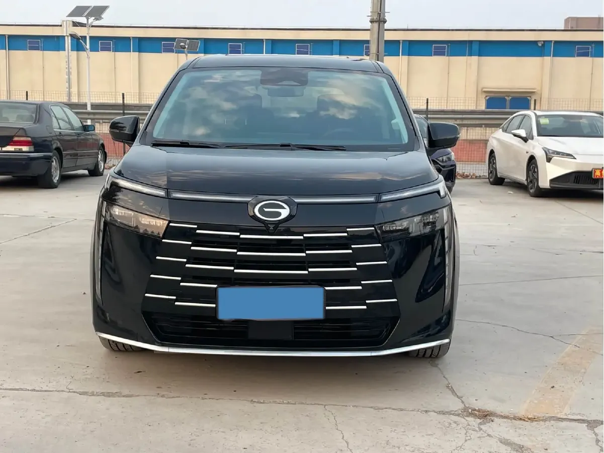 2024 GAC Trumpchi E8 2.0L 140HP L4 2DHT PHEV 25.57KWH,autocango,china used car exporter,china ev exporter,chinese used car exporter,chinese used ev exporter