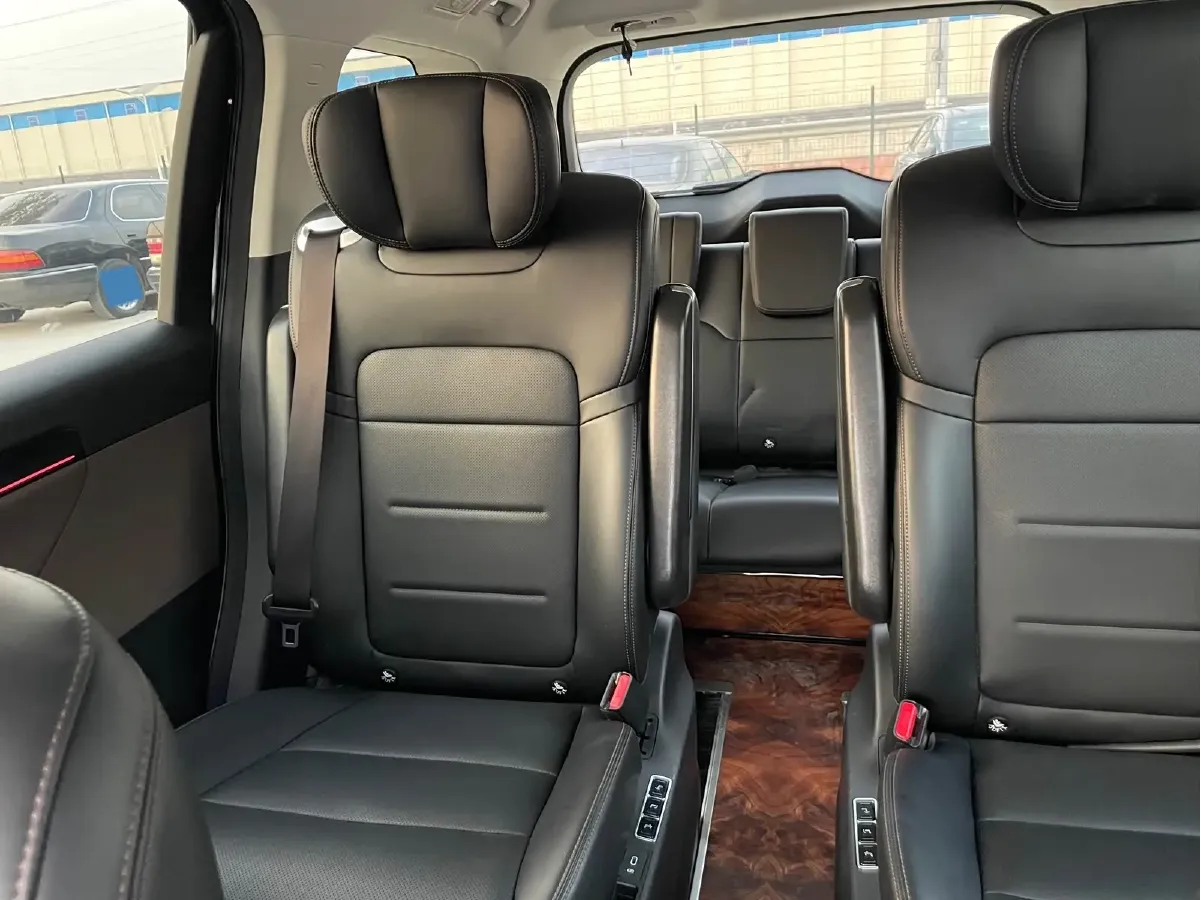 2024 GAC Trumpchi E8 2.0L 140HP L4 2DHT PHEV 25.57KWH,autocango,china used car exporter,china ev exporter,chinese used car exporter,chinese used ev exporter