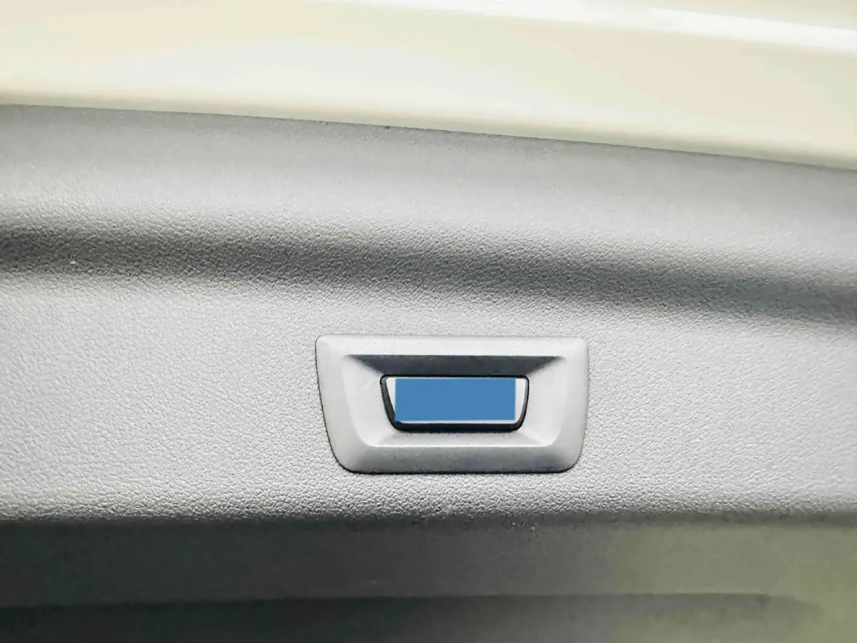 2023 BMW X1 1.5T 156HP L3 7DCT,autocango,china used car exporter,china ev exporter,chinese used car exporter,chinese used ev exporter