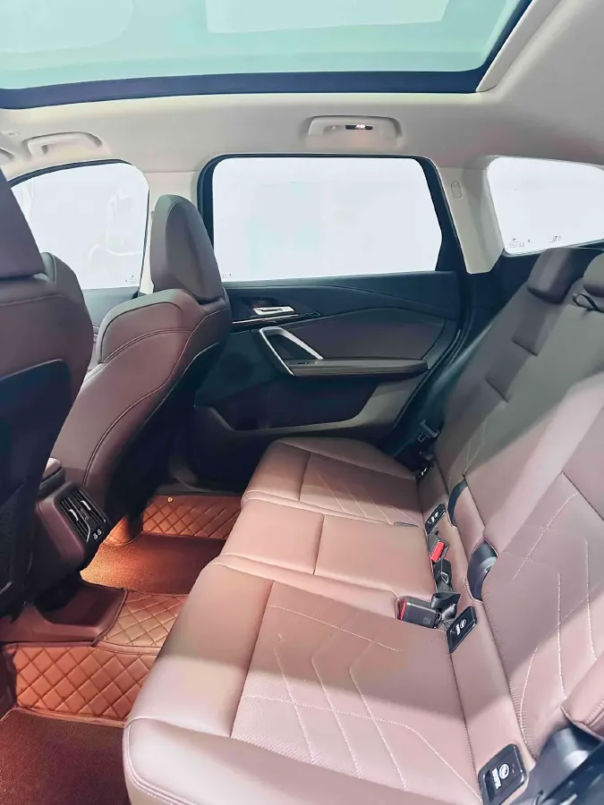 2023 BMW X1 1.5T 156HP L3 7DCT,autocango,china used car exporter,china ev exporter,chinese used car exporter,chinese used ev exporter