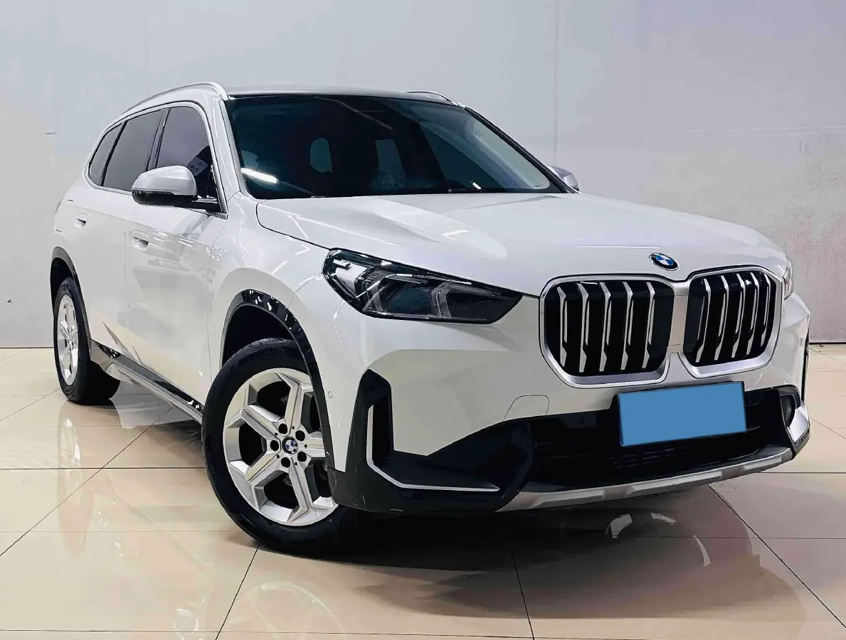 2023 BMW X1 1.5T 156HP L3 7DCT,autocango,china used car exporter,china ev exporter,chinese used car exporter,chinese used ev exporter