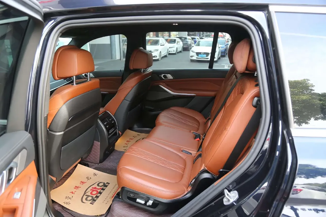 2022 BMW X7 3.0T 340HP L6 8AT,autocango,china used car exporter,china ev exporter,chinese used car exporter,chinese used ev exporter