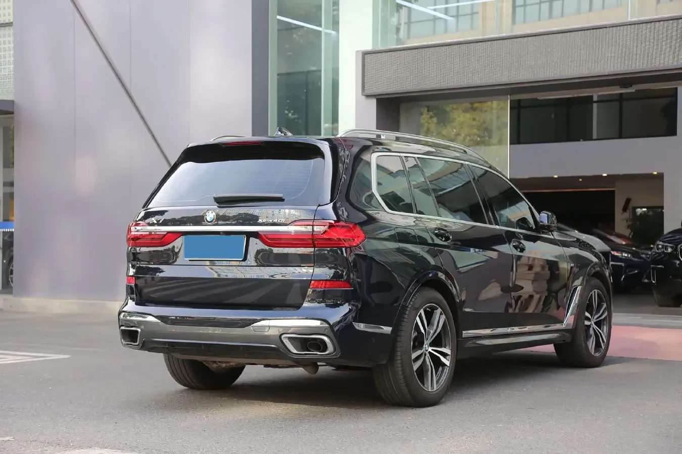 2022 BMW X7 3.0T 340HP L6 8AT,autocango,china used car exporter,china ev exporter,chinese used car exporter,chinese used ev exporter
