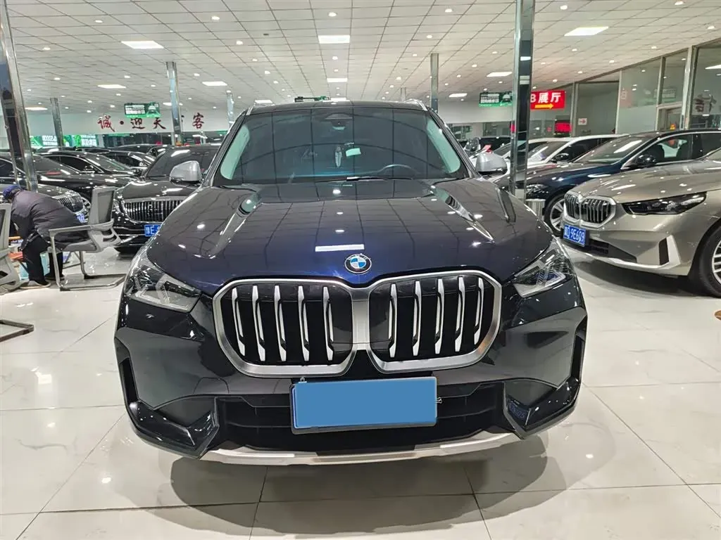 2024 BMW X1 2.0T 204HP L4 7DCT,autocango,china used car exporter,china ev exporter,chinese used car exporter,chinese used ev exporter