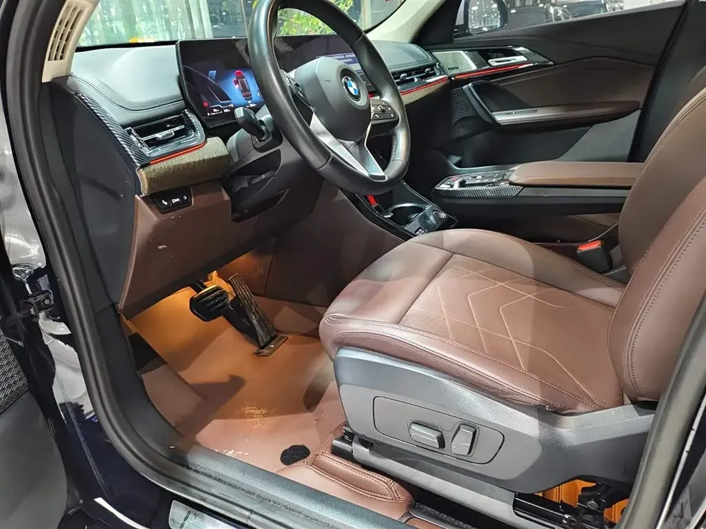 2024 BMW X1 2.0T 204HP L4 7DCT,autocango,china used car exporter,china ev exporter,chinese used car exporter,chinese used ev exporter