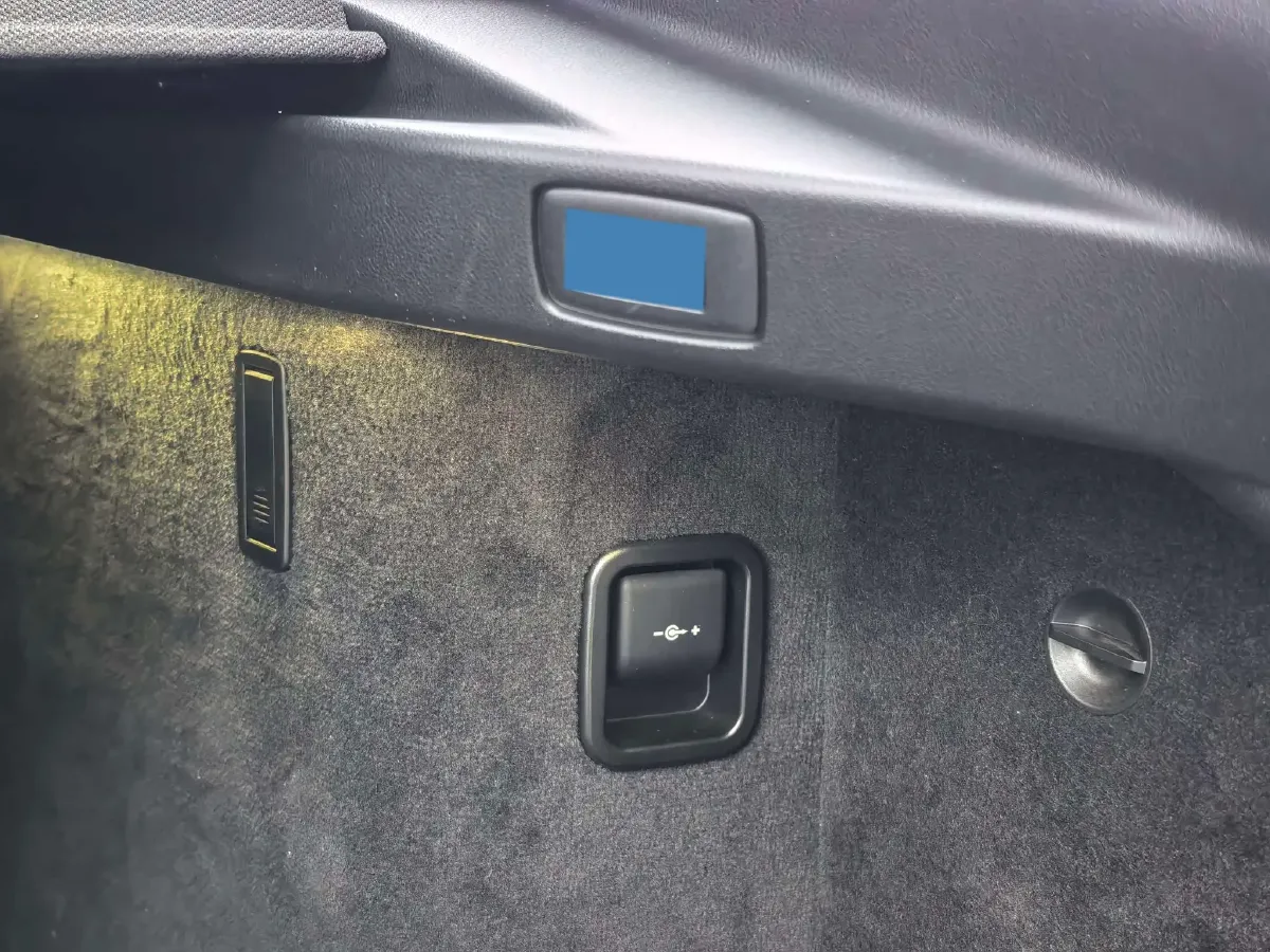 2020 BMW 6 Series GT 2.0T 258HP L4 8AT,autocango,china used car exporter,china ev exporter,chinese used car exporter,chinese used ev exporter