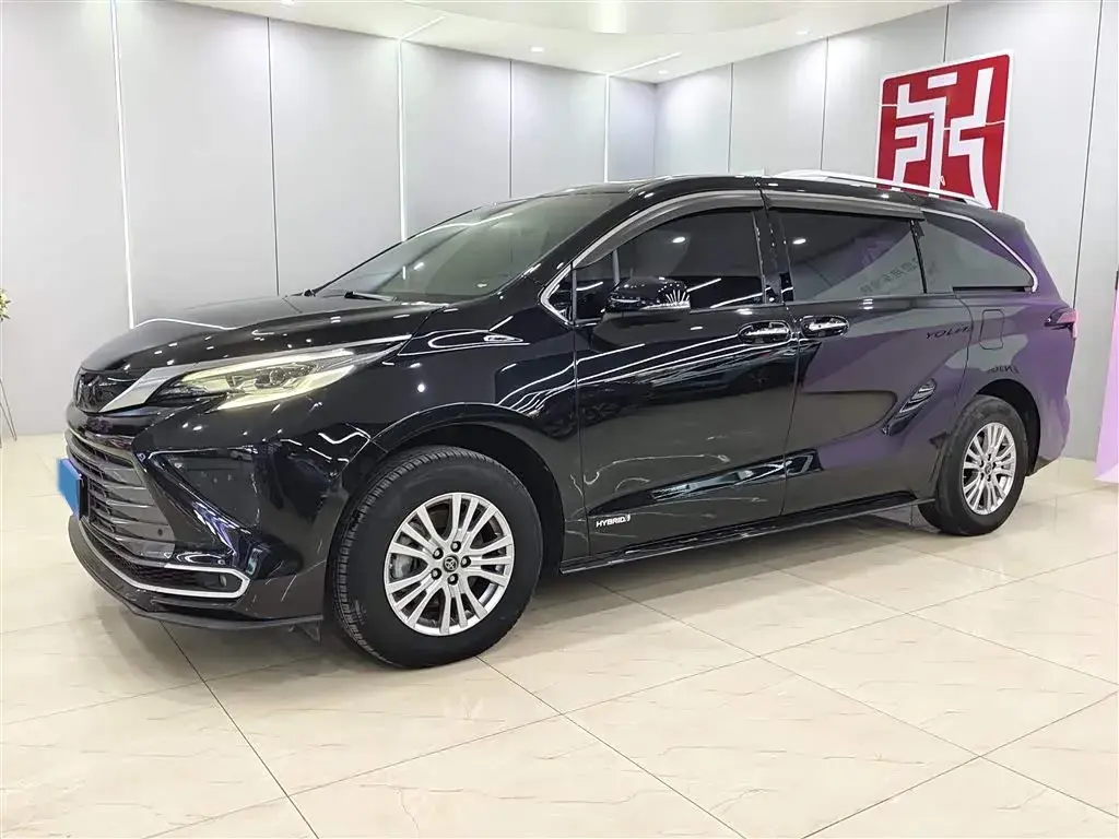 2021 Toyota Sienna 2.5L 192HP L4 E-CVT Hybrid
