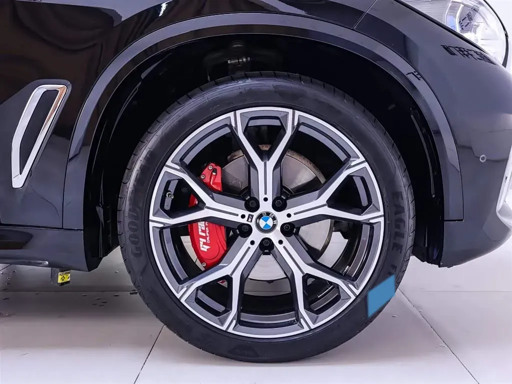 2022 BMW X5 3.0T 333HP L6 8AT,autocango,china used car exporter,china ev exporter,chinese used car exporter,chinese used ev exporter