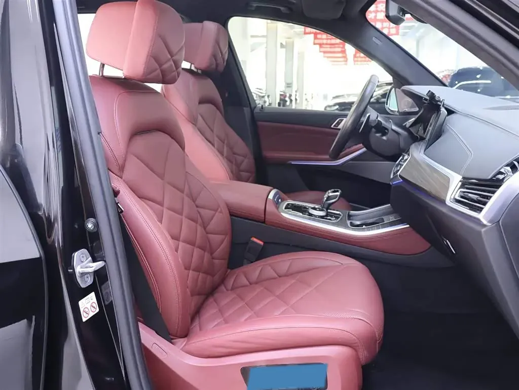 2022 BMW X5 3.0T 333HP L6 8AT,autocango,china used car exporter,china ev exporter,chinese used car exporter,chinese used ev exporter