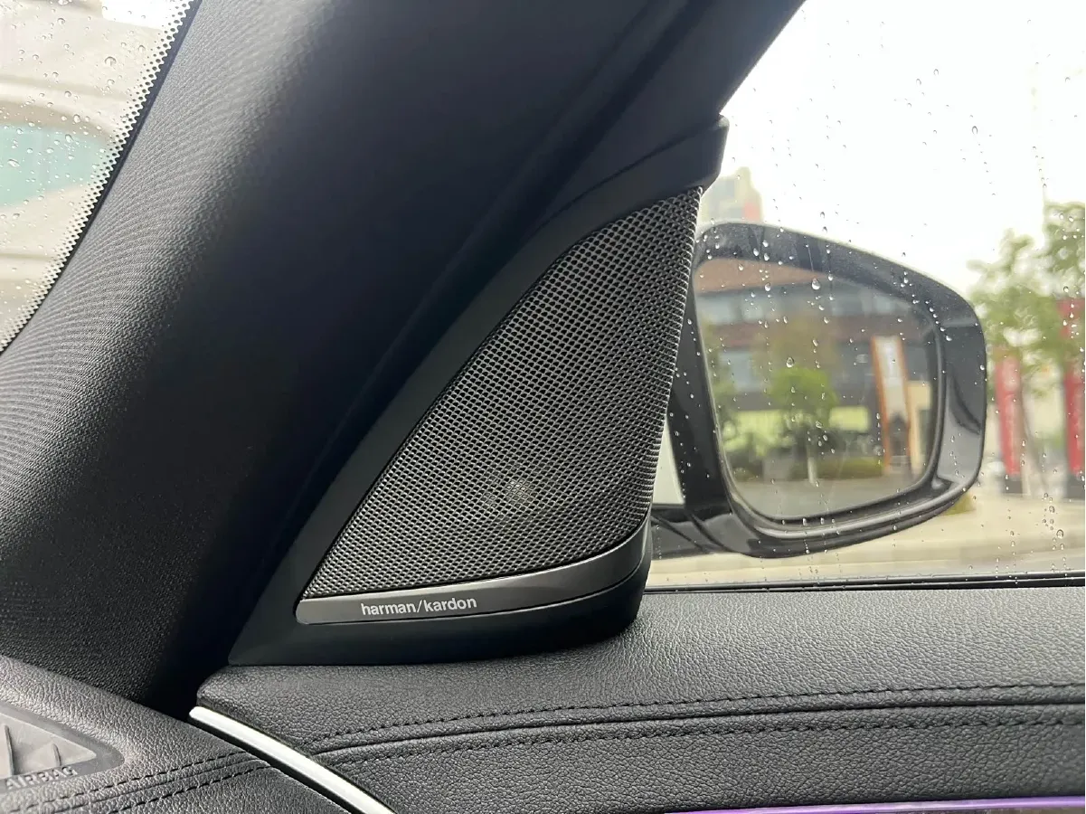 2019 BMW 5 Series 2.0T 184HP L4 8AT,autocango,china used car exporter,china ev exporter,chinese used car exporter,chinese used ev exporter