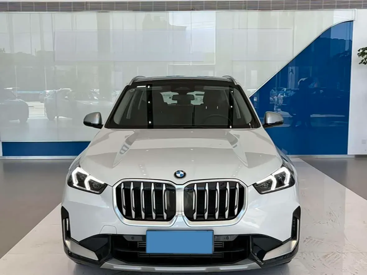 2023 BMW X1 1.5T 156HP L3 7DCT,autocango,china used car exporter,china ev exporter,chinese used car exporter,chinese used ev exporter
