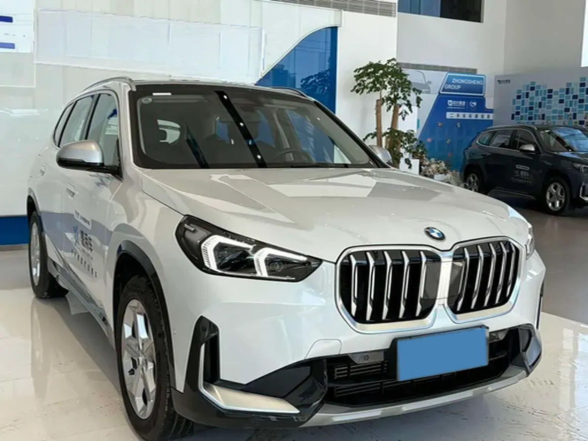 2023 BMW X1 1.5T 156HP L3 7DCT,autocango,china used car exporter,china ev exporter,chinese used car exporter,chinese used ev exporter