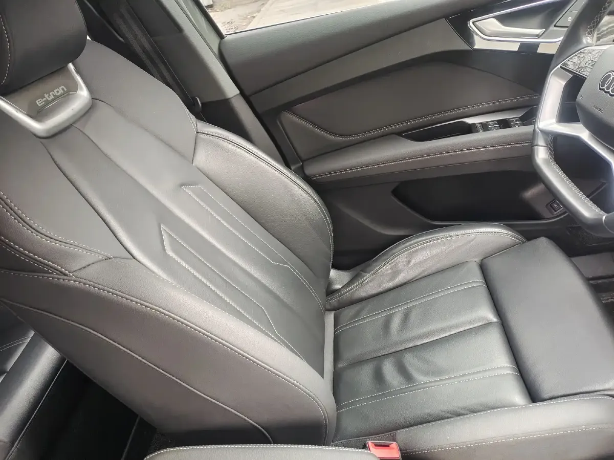 2023 Audi Q4 e-tron BEV 84.8KWH,autocango,china used car exporter,china ev exporter,chinese used car exporter,chinese used ev exporter