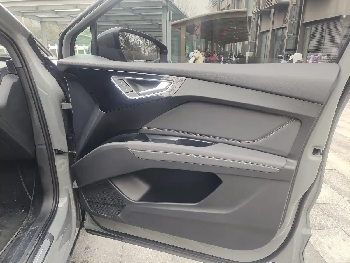 2023 Audi Q4 e-tron BEV 84.8KWH,autocango,china used car exporter,china ev exporter,chinese used car exporter,chinese used ev exporter