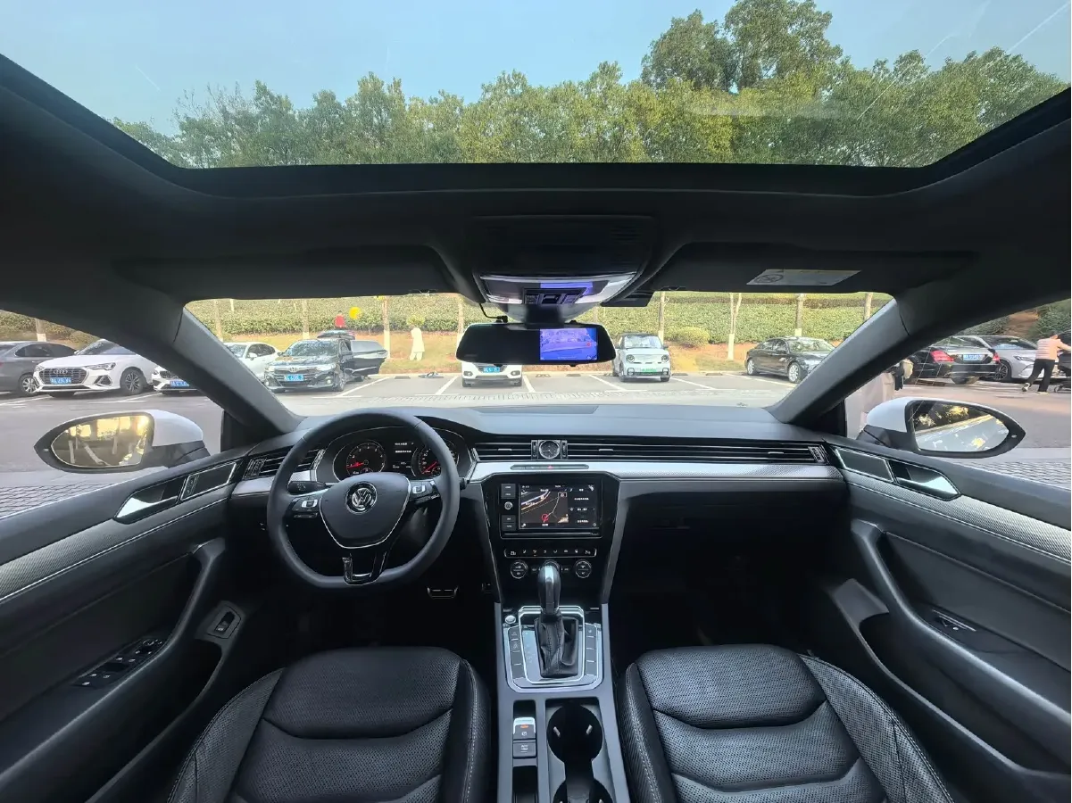 2019 Volkswagen CC 2.0T 186HP L4 7DCT,autocango,china used car exporter,china ev exporter,chinese used car exporter,chinese used ev exporter