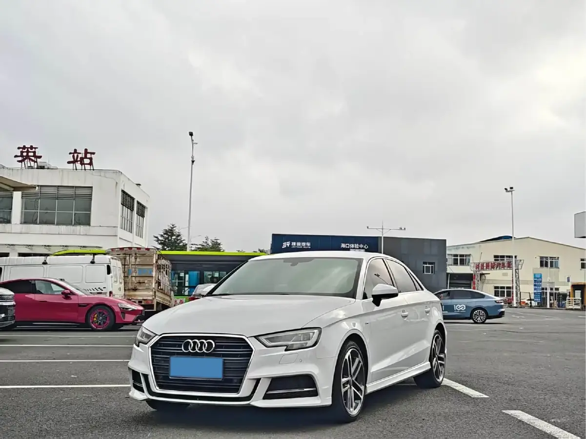 2018 Audi A3 1.4T 150HP L4 7DCT