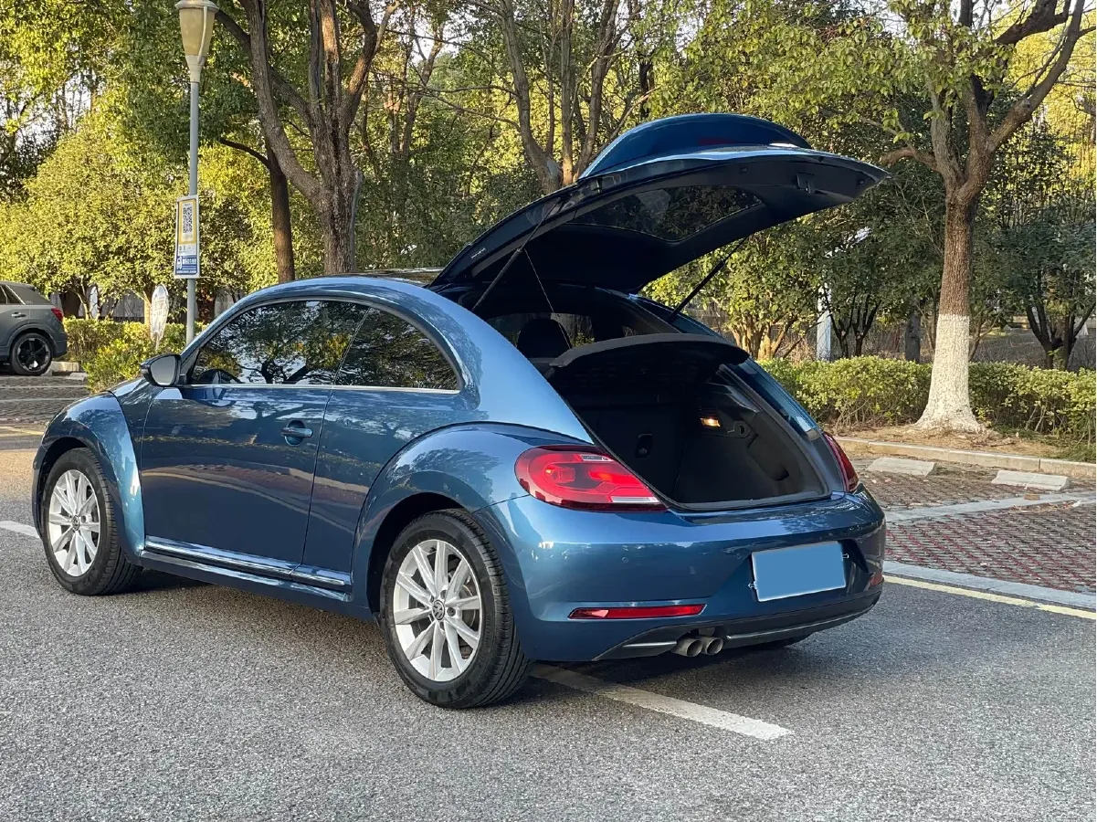 2017 Volkswagen Beetle 1.4T 150HP L4 7DCT,autocango,china used car exporter,china ev exporter,chinese used car exporter,chinese used ev exporter