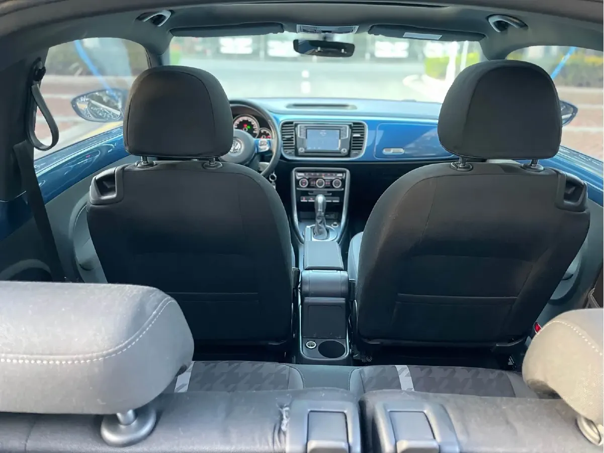 2017 Volkswagen Beetle 1.4T 150HP L4 7DCT,autocango,china used car exporter,china ev exporter,chinese used car exporter,chinese used ev exporter