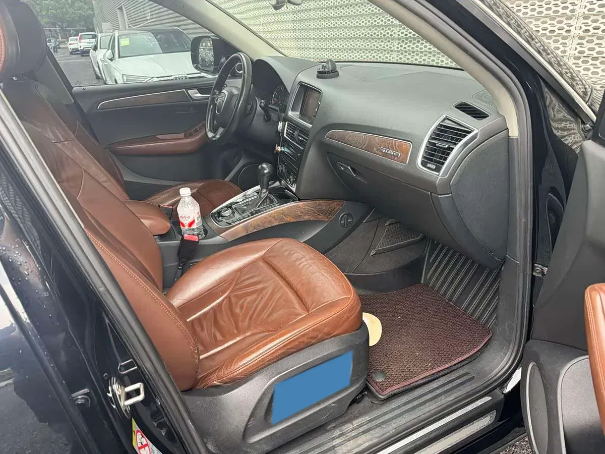 2010 Audi Q5 3.2L 270HP V6 7DCT,autocango,china used car exporter,china ev exporter,chinese used car exporter,chinese used ev exporter